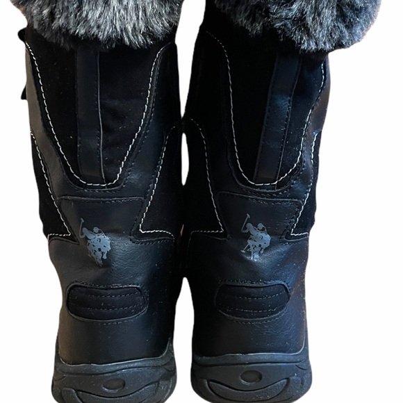 US Polo Assn Winter Lace-Up Boots. Very nice. Rarely warn. - Picture 4 of 7